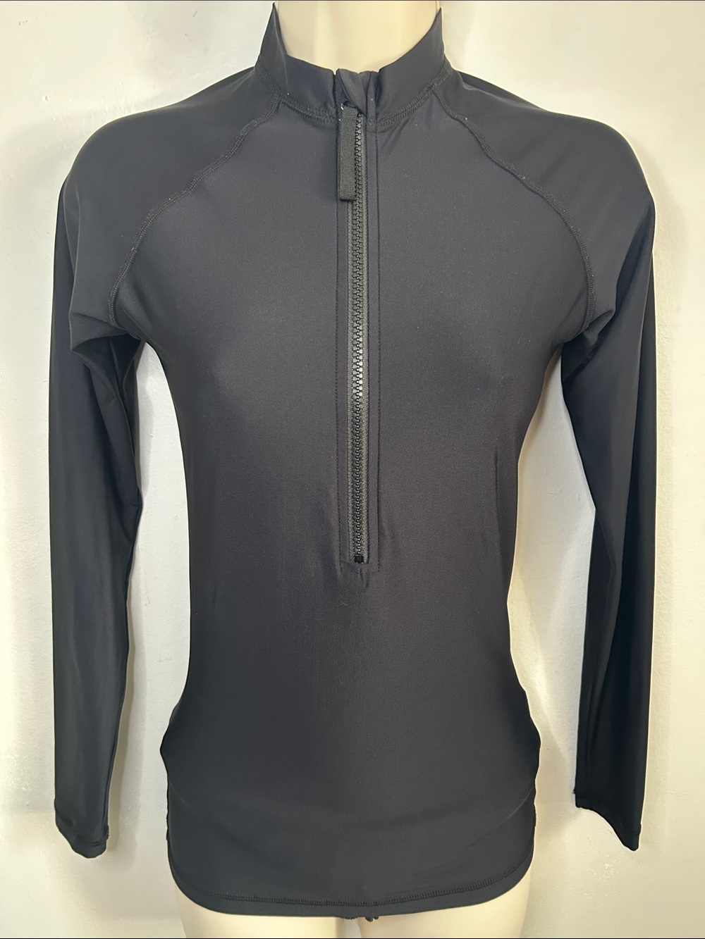 J. Crew Women's Black Long-Sleeve Half-Zip Swim Surf Beach Rash Guard